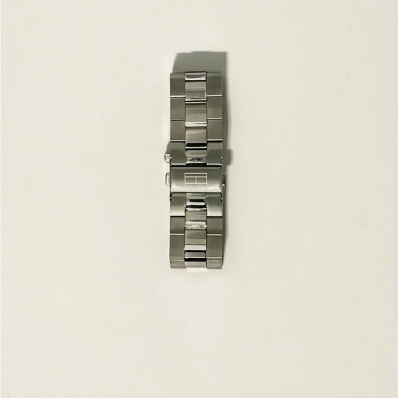 AUTHENTIC Tous + Tommy Hilfiger watches - Picture 7 of 7